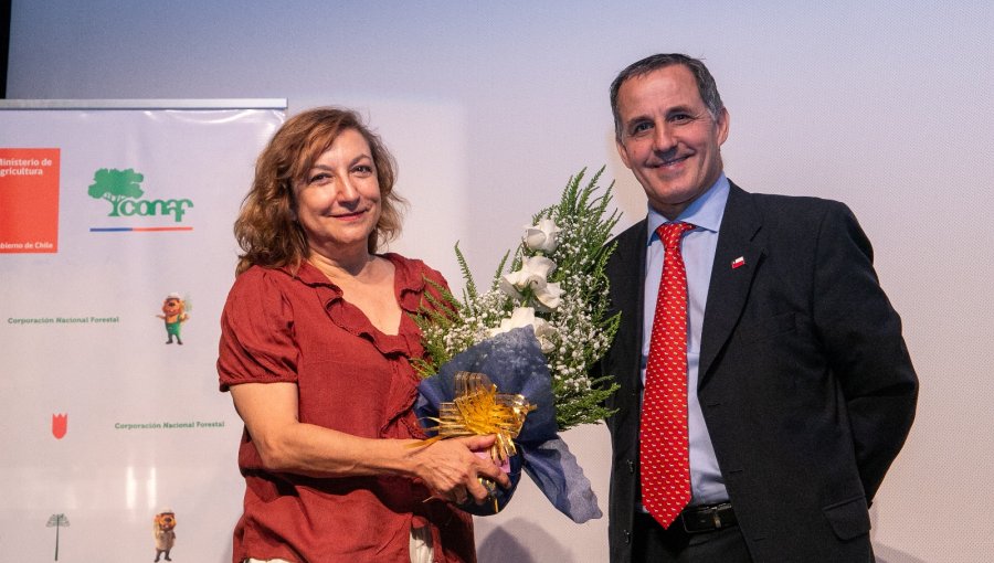 Tras renunciar en 2025 por resistencia de trabajadores, Aída Baldini regresa como la nueva directora ejecutiva de Conaf