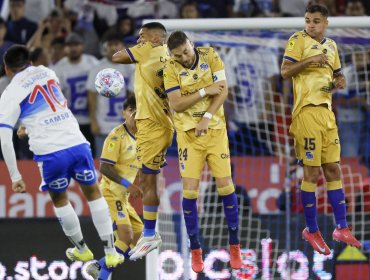 Universidad Católica logra empatar con Everton como local en el Claro Arena
