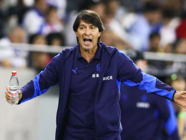 Daniel Garnero desde la banca de la UC no ocultó su preocupación de cara a Copa Libertadores