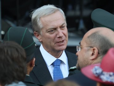 Presidente José Antonio Kast inicia agenda en el norte con visita a base militar y frontera en Arica