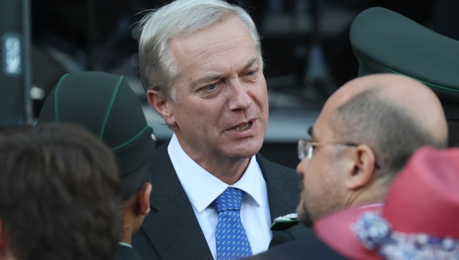 Presidente José Antonio Kast inicia agenda en el norte con visita a base militar y frontera en Arica