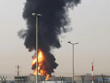 Irán ataca el aeropuerto de Dubái y un puerto petrolero clave de Emiratos Árabes Unidos