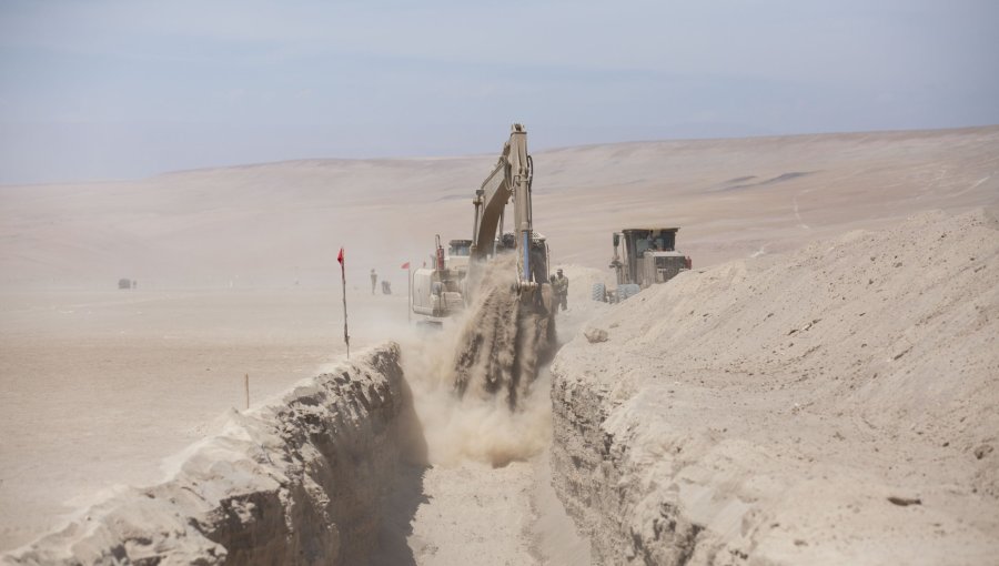 Presidente Kast y trabajos en la frontera norte: "Queremos usar las retroexcavadoras para construir un Chile soberano"