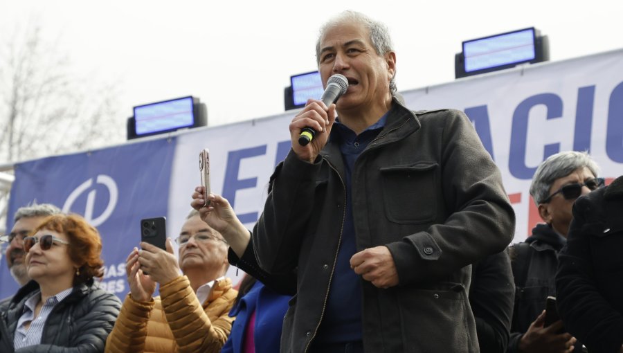 Colegio de Profesores advierte que recorte en Educación "impactará directamente sobre las condiciones de trabajo y los aprendizajes"