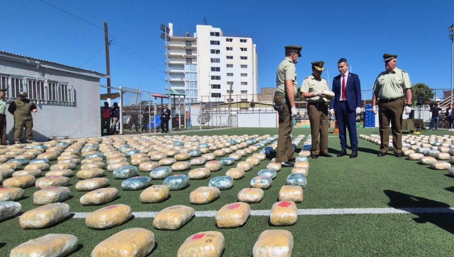 Incautan 1.344 kilos de marihuana y 4 kilos de clorhidrato de cocaína en dos procedimientos en la región de Antofagasta
