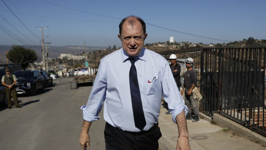 Ministro Poduje pide a la oposición "autocrítica" por "desastre que dejaron en Viña del Mar" tras megaincendio