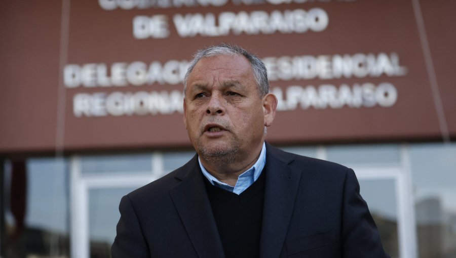 Gobernador Mundaca presenta denuncia ante Cibercrimen de la PDI por amenaza en redes que llama a "vigilarlo" y a "neutralizarlo"