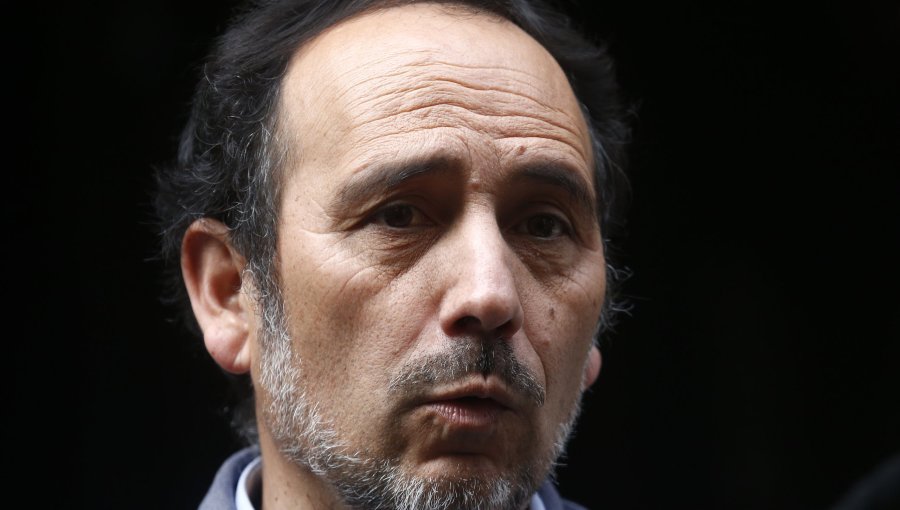 Senador PC Daniel Núñez admite que se precipitó al vincular caso Rojas Vade con “ultraderecha”