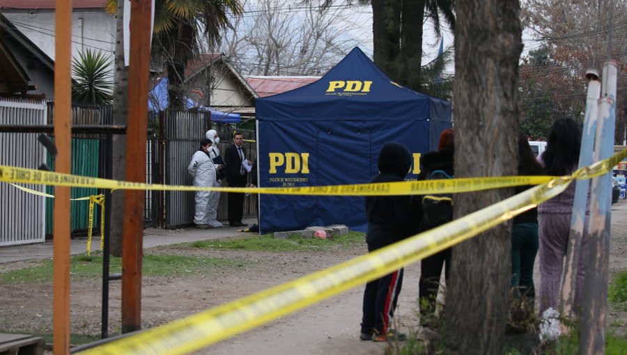 Ministra de la Mujer anuncia primera querella de oficio en el marco de la Ley Integral tras femicidio en Paine