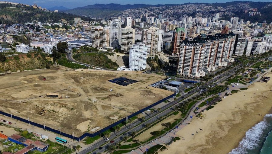 Municipio de Viña solicita a Superintendencia del Medio Ambiente investigar olores que obligaron a evacuar edificio en Las Salinas