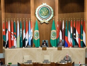 Bloque de países árabes y musulmanes exige a Irán frenar ataques y advierte impacto en relaciones diplomáticas