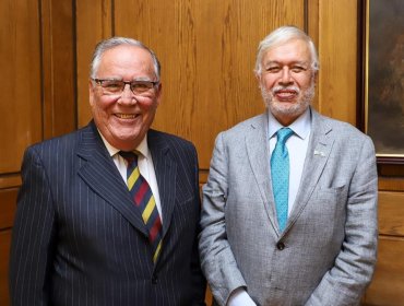 Ministro de Agricultura ratifica a Carlos Furche como director nacional del Instituto de Investigaciones Agropecuarias