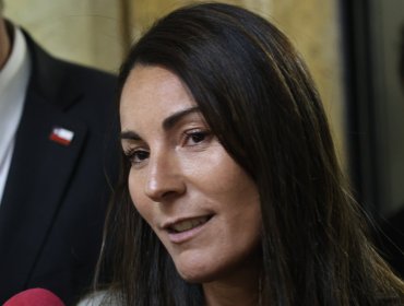 Ministra de Educación afirma que estudiantes que tienen gratuidad "no van a perder este beneficio"
