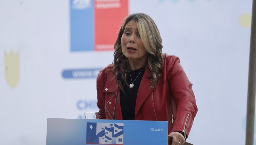 Alcaldesa de Quilpué y demoras en la reconstrucción: “Las entidades patrocinantes no le han cumplido los plazos a las personas”