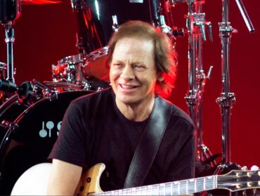 Alarma en AC/DC: guitarrista Stevie Young es hospitalizado en plena gira y siembra dudas sobre shows en Argentina