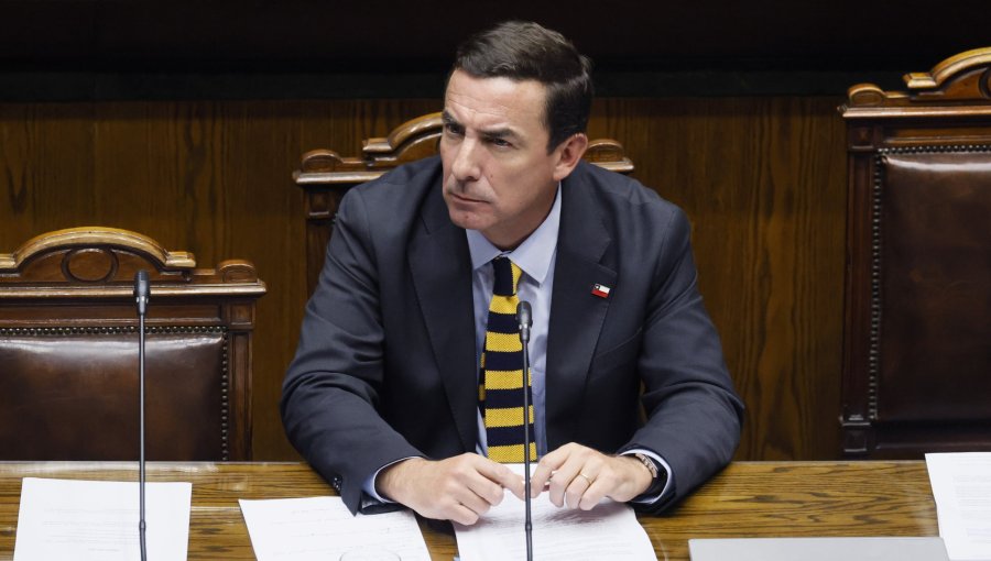 Ministro de Justicia aclara que el Plan Nacional de DD.HH. está en "estudio" y que la idea es "reingresarlo lo antes posible"