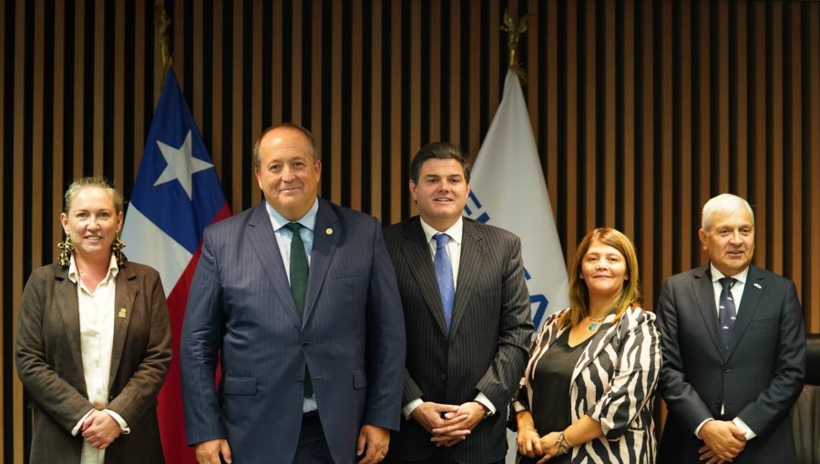 Asociación Chilena de Municipalidades solicita la designación de un fiscal preferente por amenazas a alcaldes y concejales