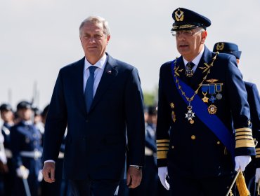 Presidente Kast resaltó el rol de la Fuerza Aérea en ceremonia por su 96º aniversario
