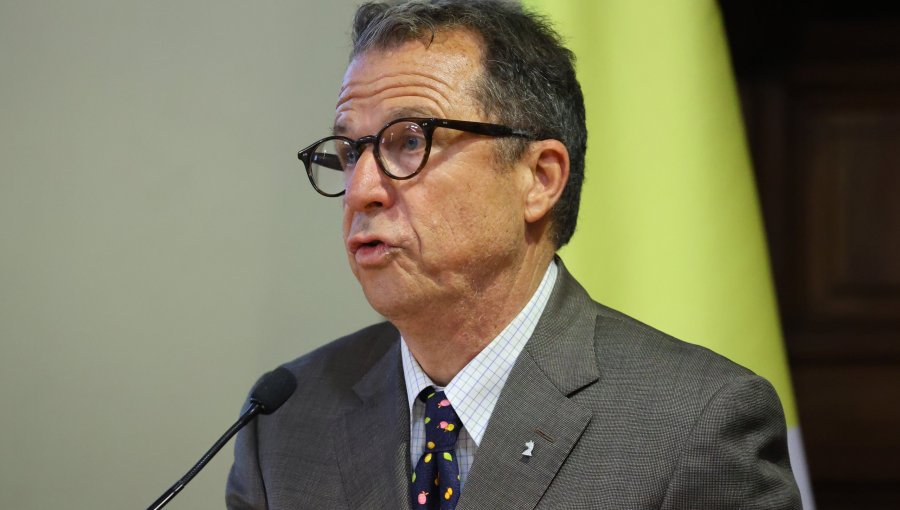 Economista Sebastián Edwards respalda arranque de Kast, pero advierte riesgos en la agenda