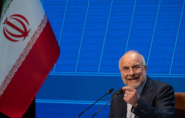 Irán niega negociaciones con EE.UU. y afirma que Trump pretende manipular el precio del petróleo