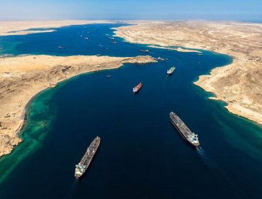 Irán amenaza con bloquear el golfo Pérsico y advierte: minará todas las rutas si es atacado