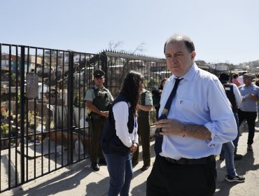 Polémica en El Olivar: vecinos desmienten al ministro Poduje y aseguran que empresa cuestionada fue elegida por ellos mismos