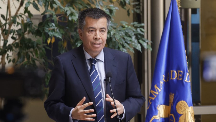 Diputado Celis solicitará al Minsal que instruya "una auditoría externa" al SSVQ tras solicitud de renuncia a la directora Andrea Quiero