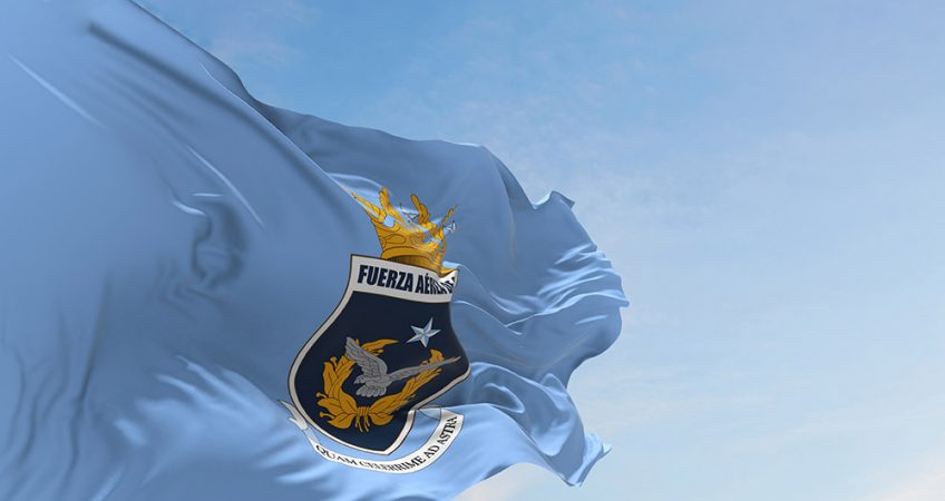 FACh identifica y reasigna temporalmente a dos funcionarios que gastaron dinero en casinos pese a prohibición legal