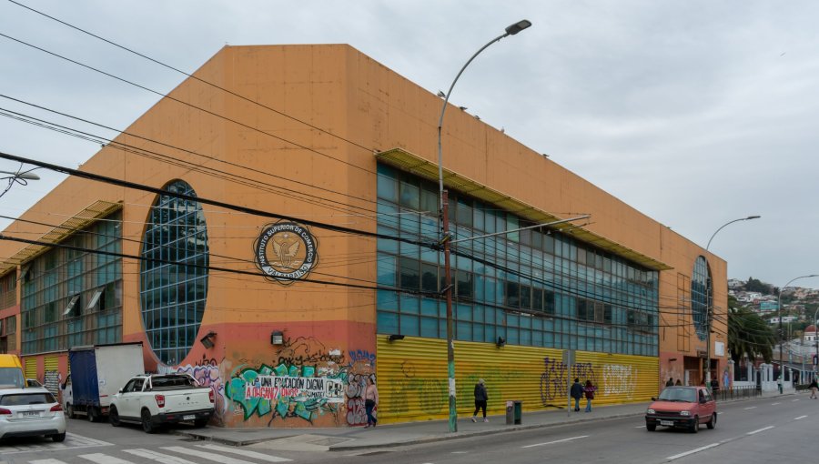 Amenaza de atentado en el Insuco de Valparaíso: inician investigación para identificar a autor de mensaje en redes sociales