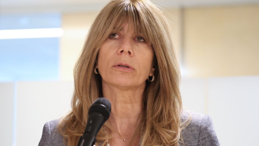 Ministra Rincón por alza de combustibles: “Estamos en una situación crítica donde no hay recursos”