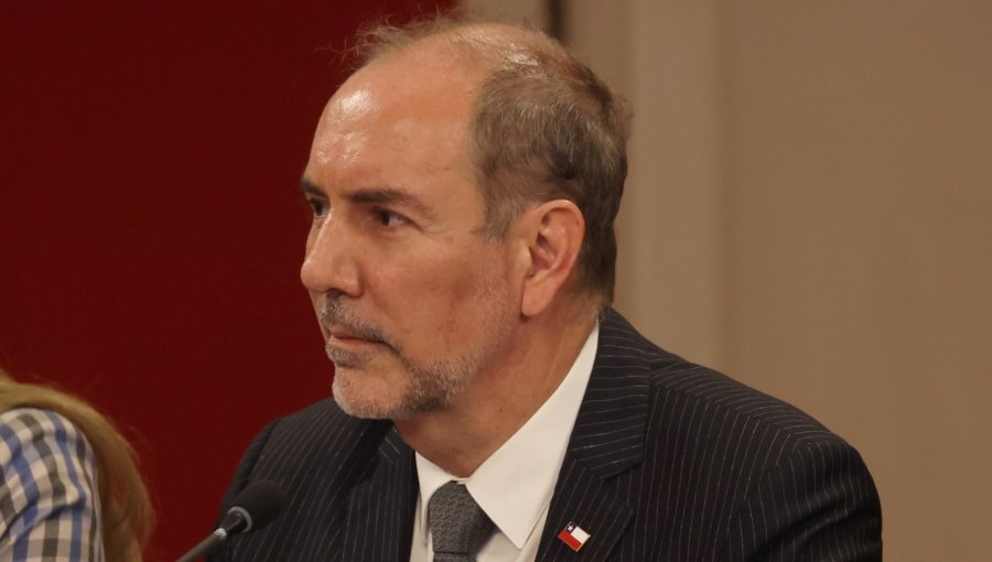 Ministro de Transportes condena manifestaciones en el Metro y llama a no aceptar "este tipo de matonaje"