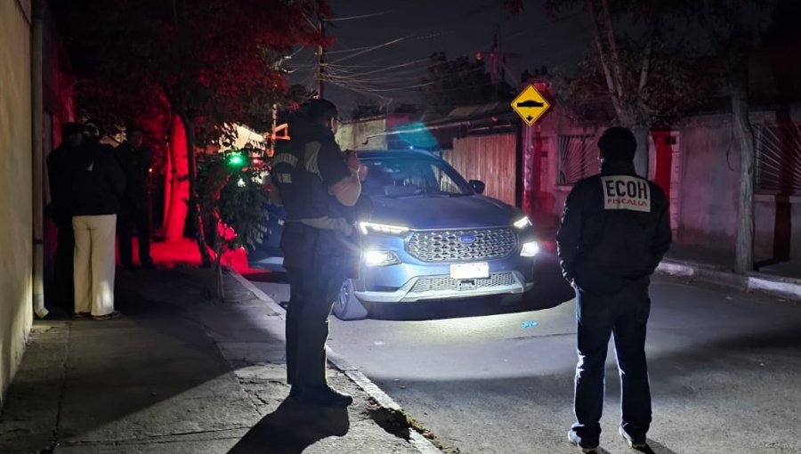 Joven de 20 fue asesinado de un disparo en la cabeza mientras conducía en Cerro Navia