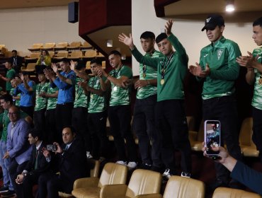 Cámara entregó reconocimiento a Santiago Wanderers tras ganar la Copa Libertadores Sub-20