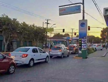 Sin filas en bencineras: nuevos precios con alza histórica ya rigen en la Quinta Región