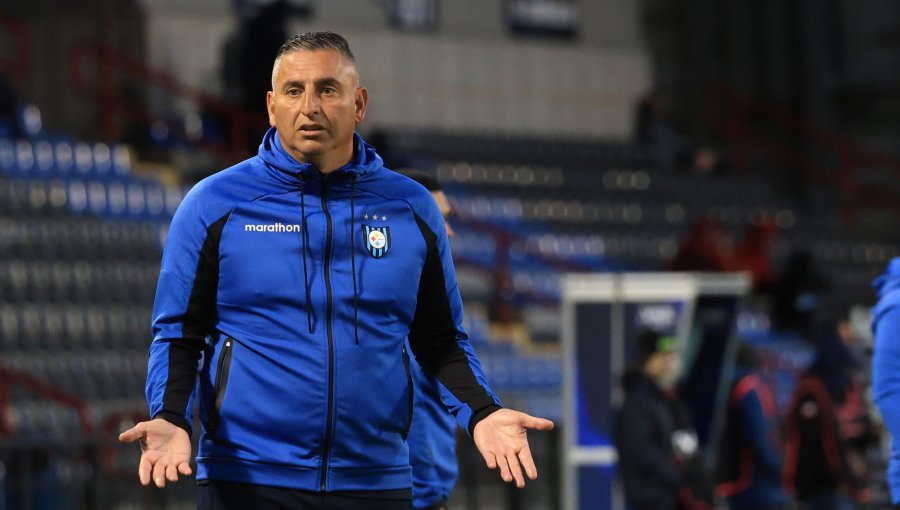 Huachipato se hunde en la duda: García enfrenta presión tras seis partidos sin triunfos