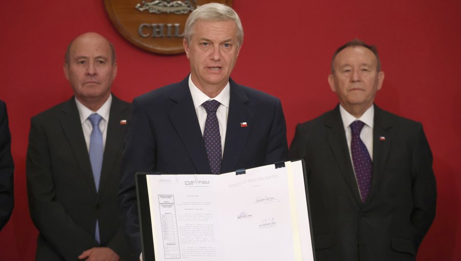 Kast promulga Ley de Emergencia Energética valorando apoyo de la oposición y llamando a evitar protestas en el transporte público