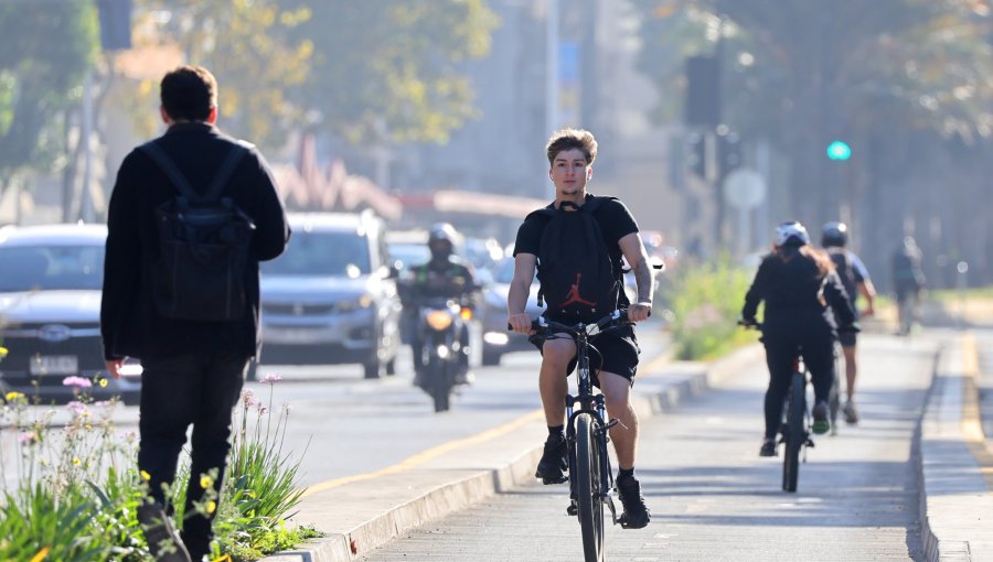 Gobernador Orrego y alcaldes piden al Minvu "reconsiderar" corte de financiamiento a obras en Nueva Alameda