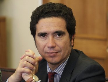 Exministro Briones por uso del concepto de "Estado en quiebra": "No todo en comunicación vale, porque tiene consecuencias"