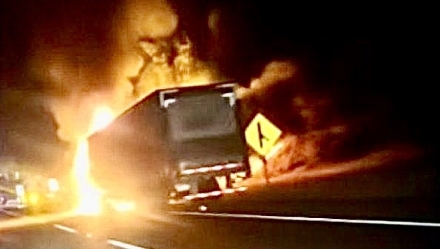 Camión se incendia en ruta 68 de Casablanca y provoca alta congestión hacia Valparaíso