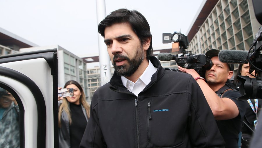 Exdiputado Joaquín Lavín será formalizado por fraude al fisco y otros delitos el lunes 4 de mayo