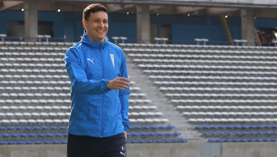 Zuqui analiza su regreso a las canchas en la UC y anticipa el duelo ante Cobresal por la Copa de la Liga: "No tenemos margen de error"