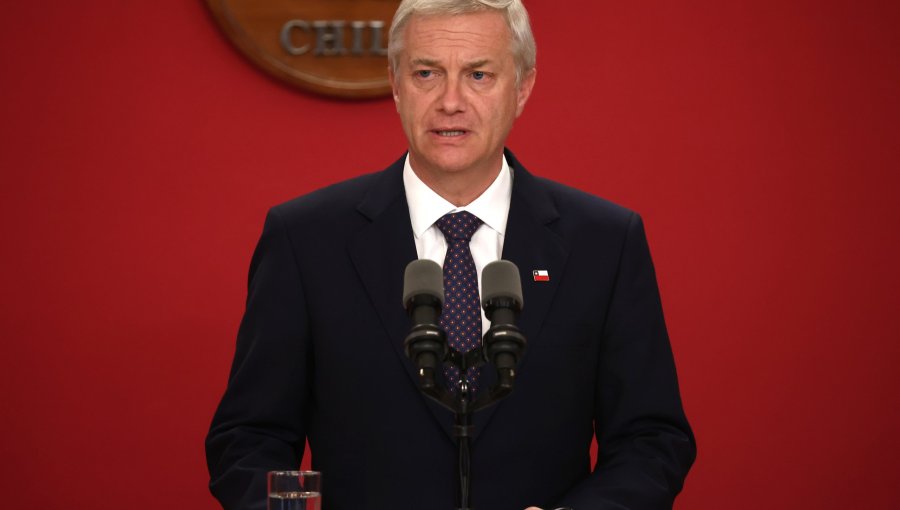 Encuesta Criteria: Respaldo a José Antonio Kast cae 7 puntos en una semana y desaprobación sube en 10