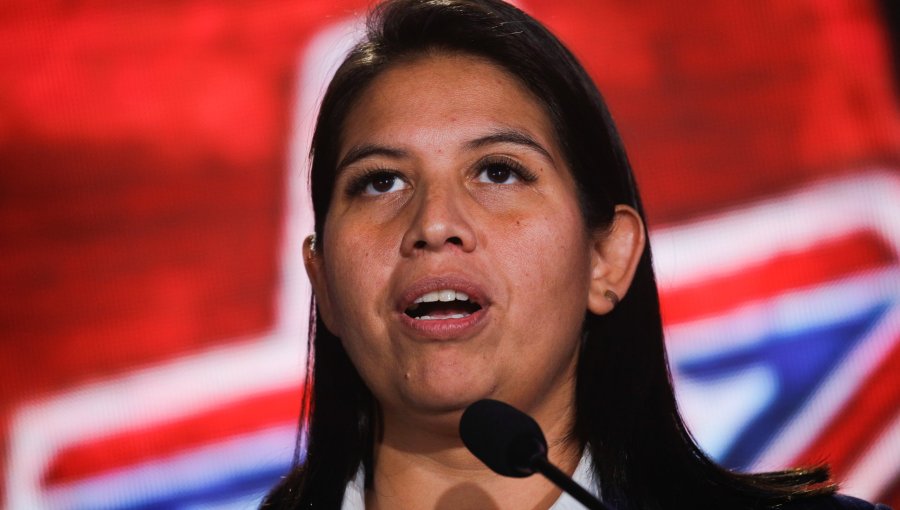 Andrea Balladares hace historia al ser la primera mujer en presidir Renovación Nacional