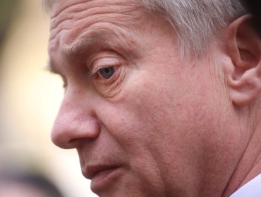 Cadem: Aprobación de José Antonio Kast cae al 43% y crece rechazo por alza de combustibles