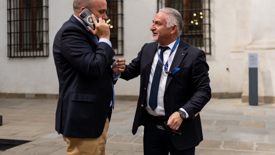 Detienen a mujer por amenazar de muerte al Alcalde de Algarrobo