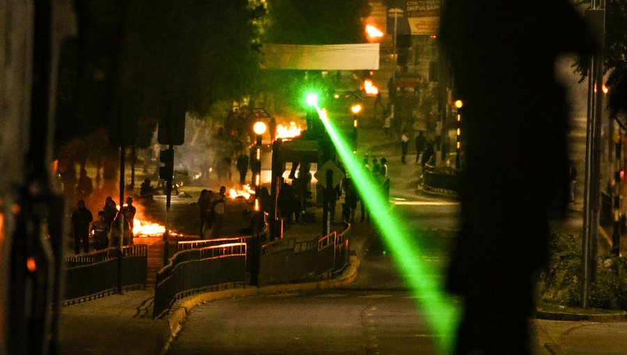 Joven que salía del metro recibió un disparo en medio de manifestaciones por el Día del Joven Combatiente en San Bernardo