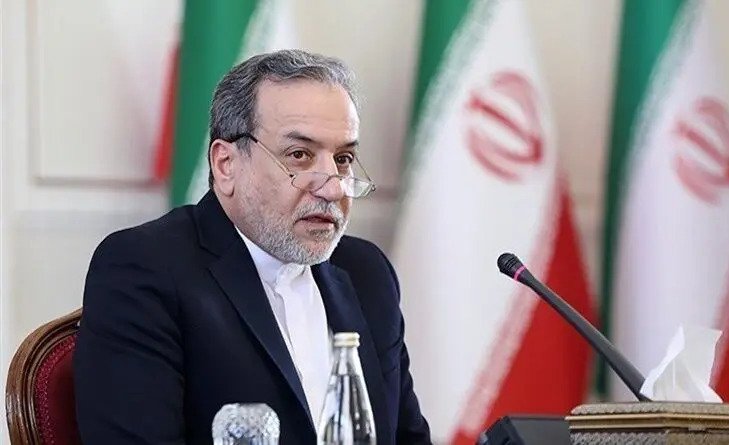 Ministro de Asuntos Exteriores de Irán advierte de que cualquier "provocación" en el estrecho de Ormuz "solo complicaría la situación"