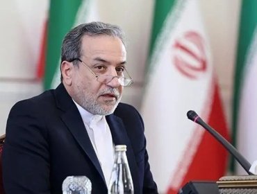 Ministro de Asuntos Exteriores de Irán advierte de que cualquier "provocación" en el estrecho de Ormuz "solo complicaría la situación"