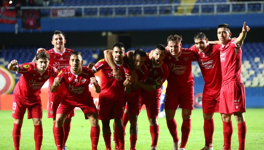 Ñublense se afianza en la cima del grupo B de la Copa de la Liga tras vencer a U. de Concepción