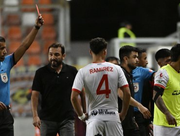 DT de U. San Felipe expresó su molestia por grosero error arbitral en la derrota ante Cobreloa